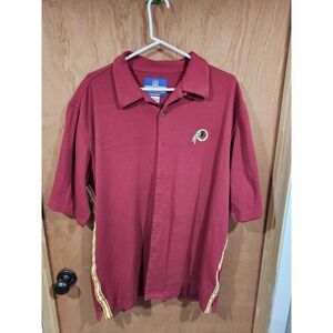 Vintage Washington Redskins‎ Size XL Red Reebok Button Down Short Sleeve Shirt